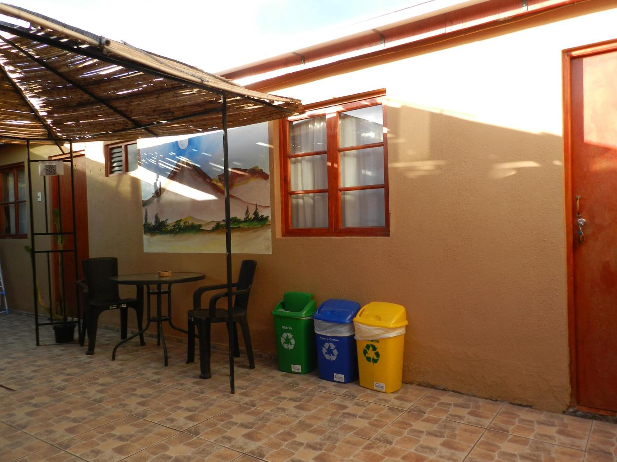 Hostal Illari ซานเปโดร เด อาตากามา ภายนอก รูปภาพ