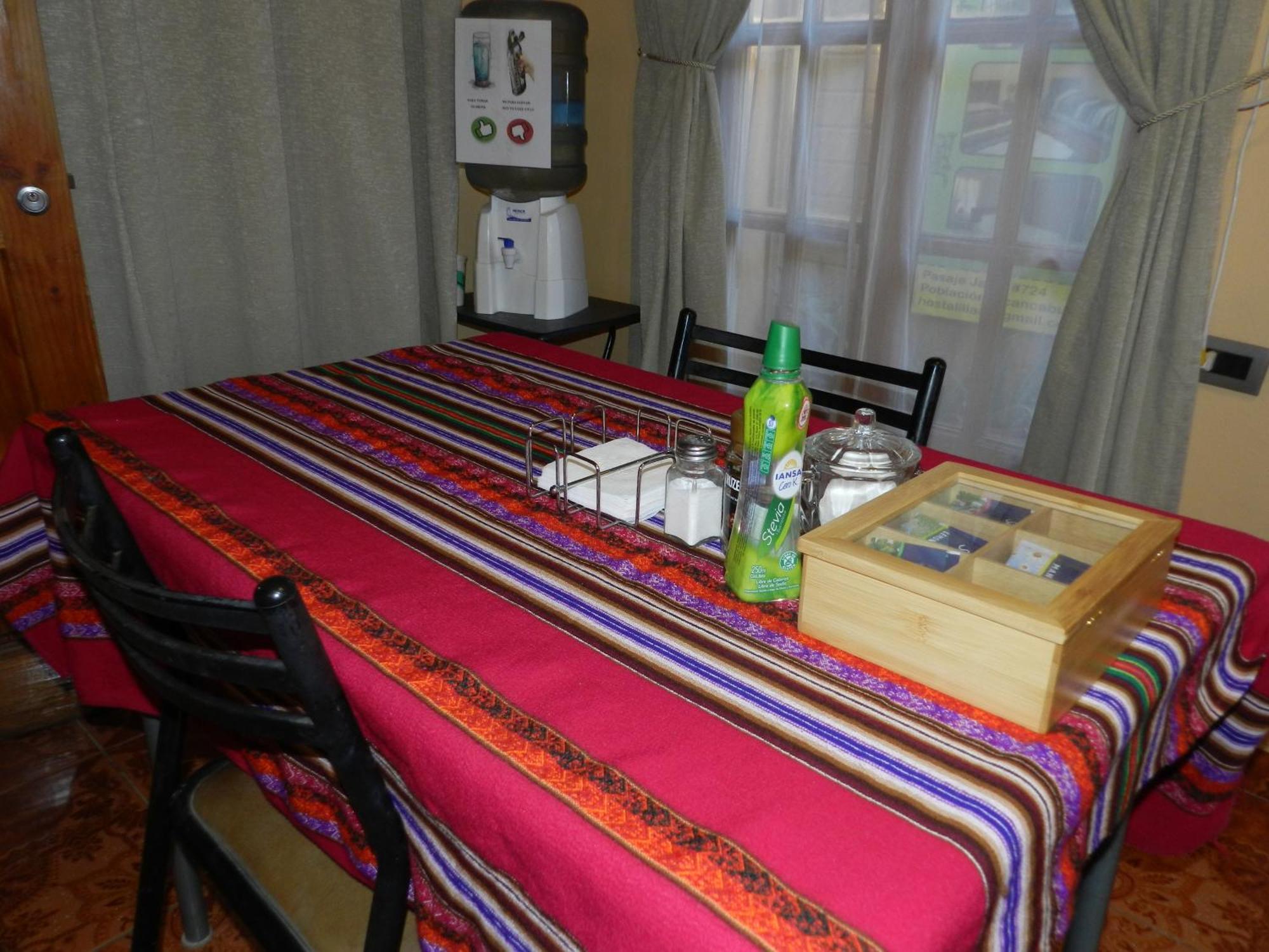 Hostal Illari ซานเปโดร เด อาตากามา ภายนอก รูปภาพ