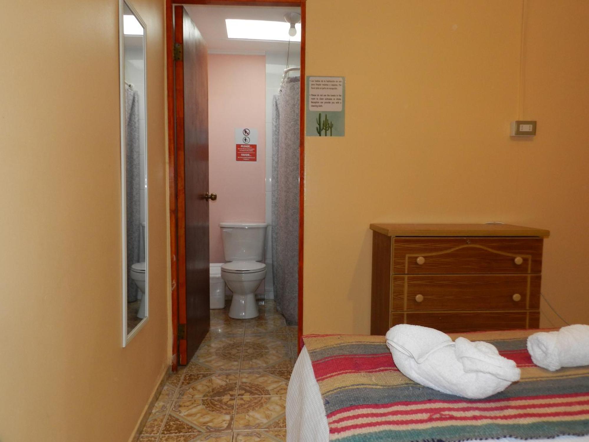 Hostal Illari ซานเปโดร เด อาตากามา ภายนอก รูปภาพ