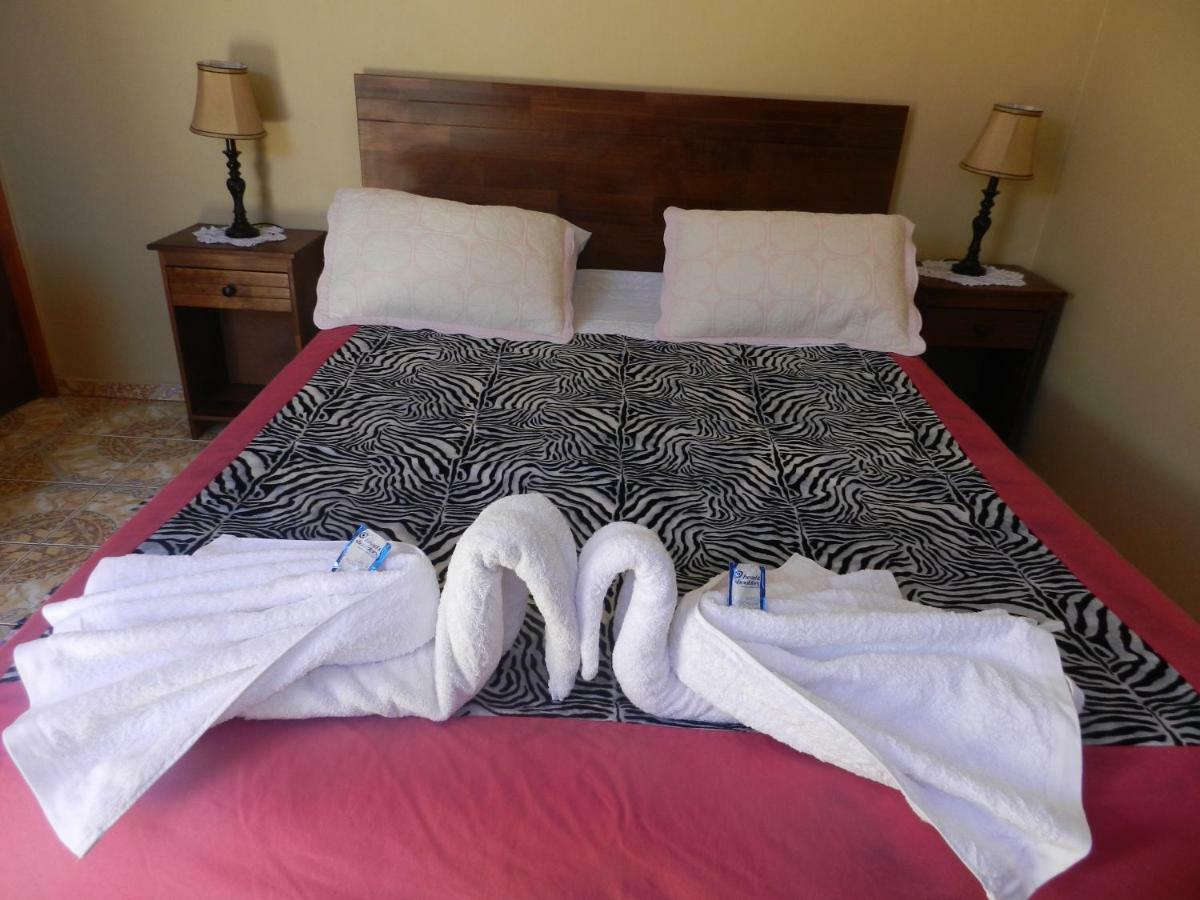 Hostal Illari ซานเปโดร เด อาตากามา ภายนอก รูปภาพ